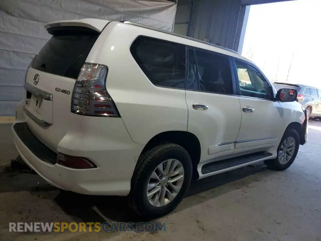 3 Фотография поврежденного автомобиля JTJBM7FX3K5231908 LEXUS GX 2019