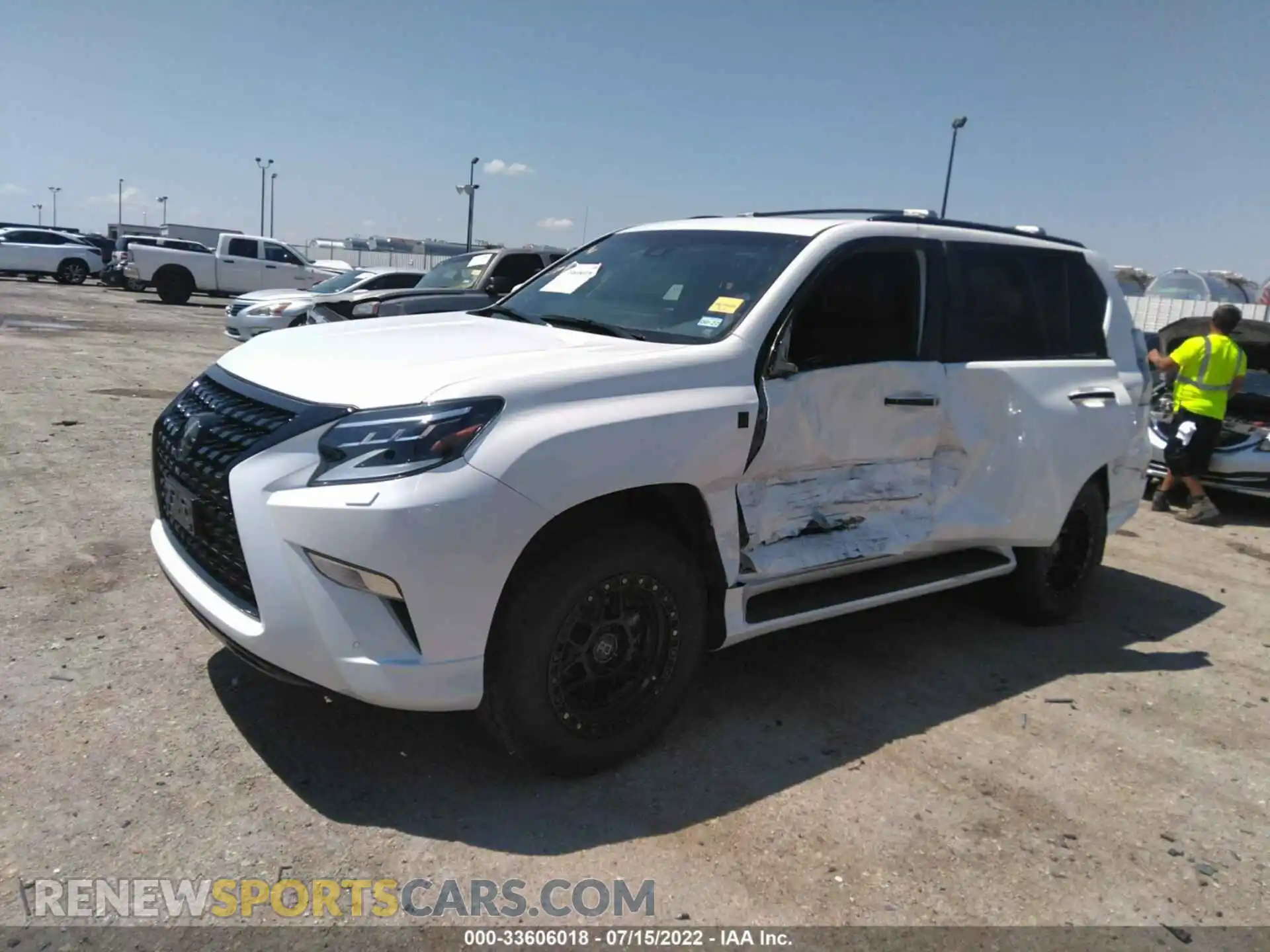 2 Фотография поврежденного автомобиля JTJAM7BX2L5250971 LEXUS GX 2020