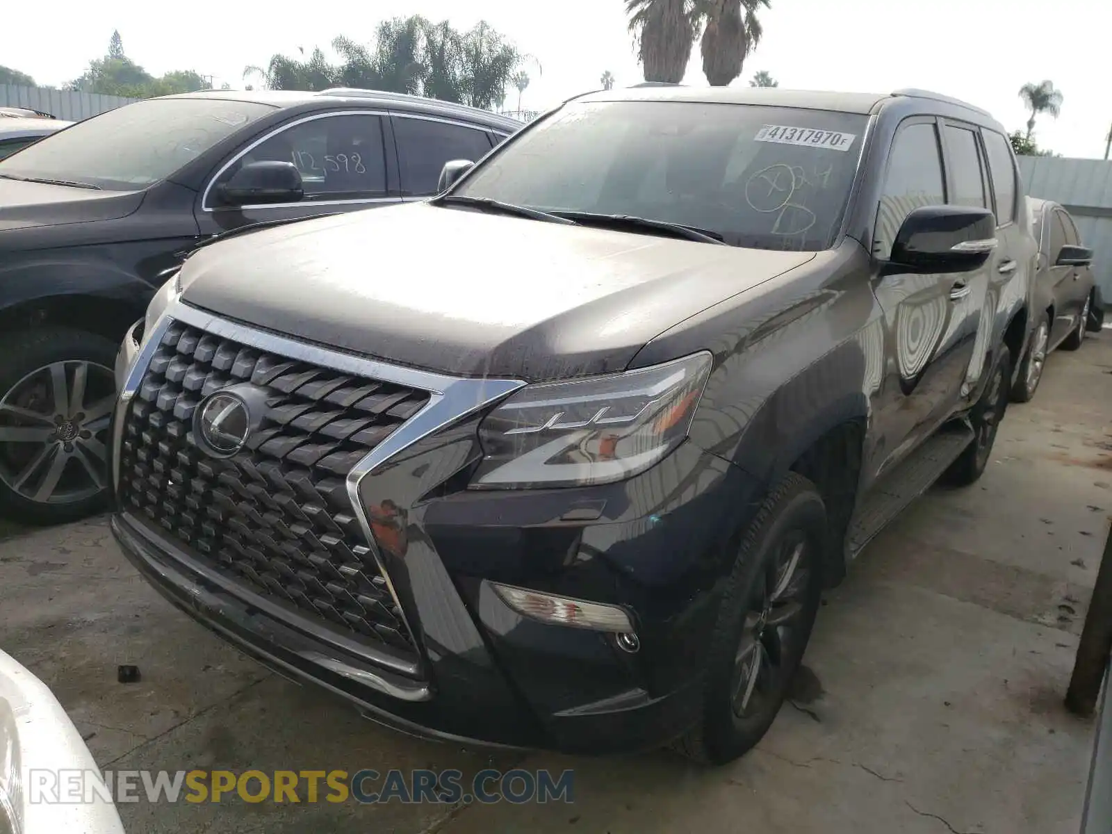 2 Photograph of a damaged car JTJAM7BX3L5249540 LEXUS GX 2020