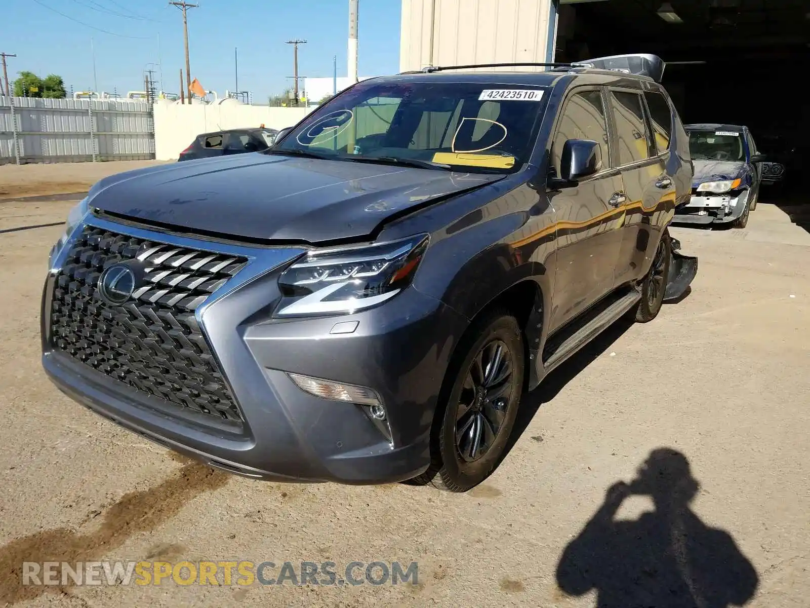 2 Photograph of a damaged car JTJAM7BX4L5246601 LEXUS GX 2020