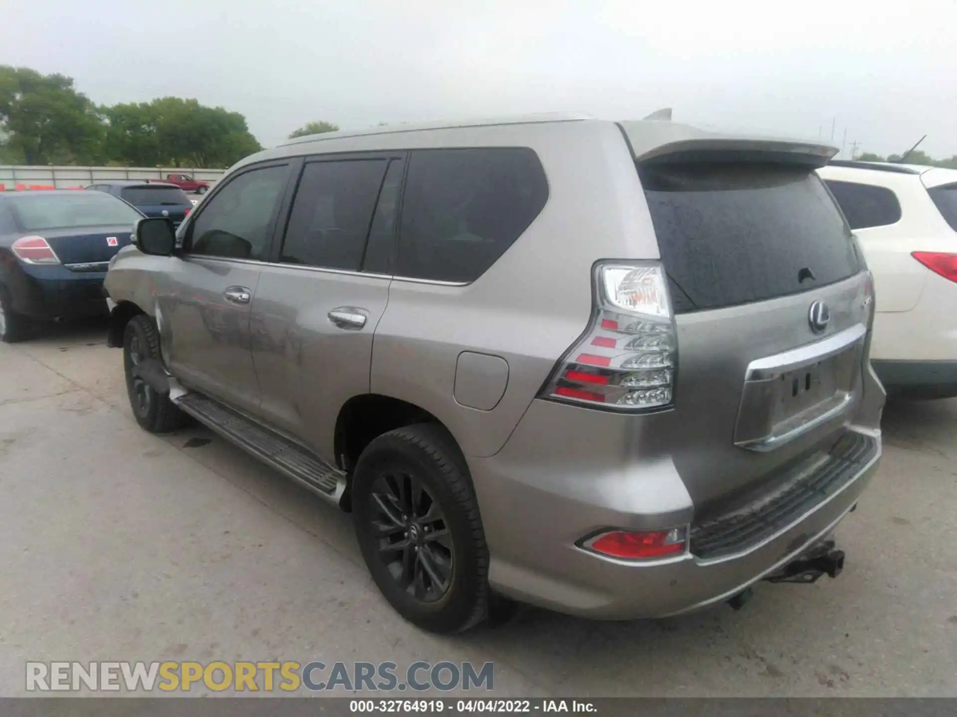 3 Photograph of a damaged car JTJAM7BX4L5259980 LEXUS GX 2020