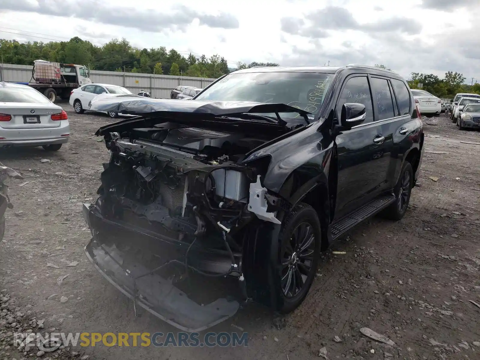 2 Photograph of a damaged car JTJAM7BX6L5260189 LEXUS GX 2020