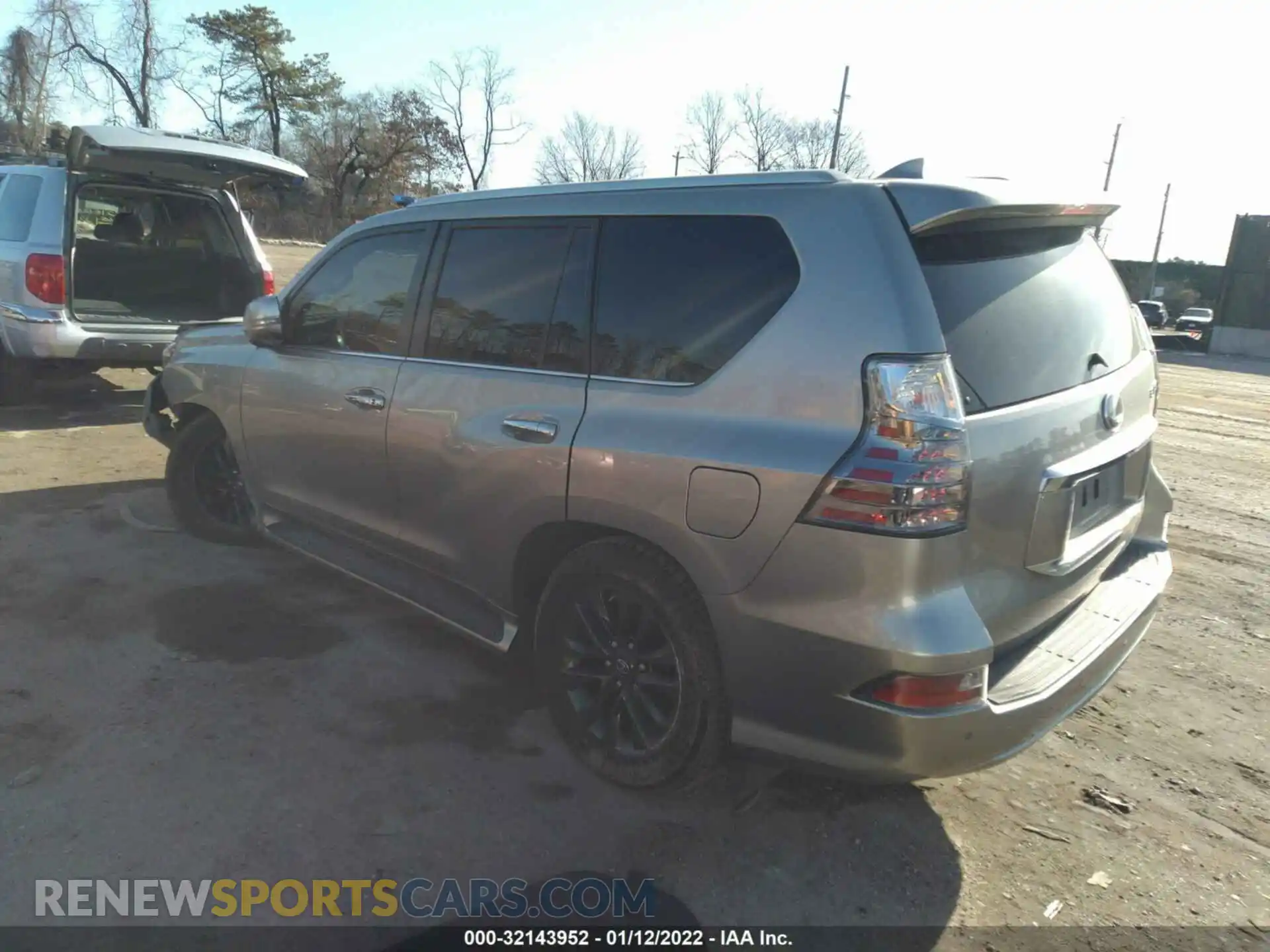 3 Photograph of a damaged car JTJAM7BX6L5265991 LEXUS GX 2020