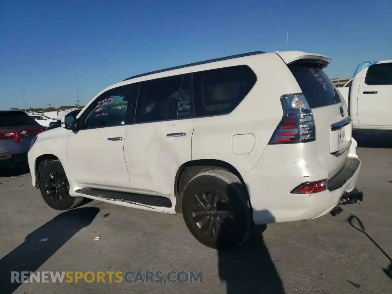 2 Photograph of a damaged car JTJAM7BX7L5256944 LEXUS GX 2020