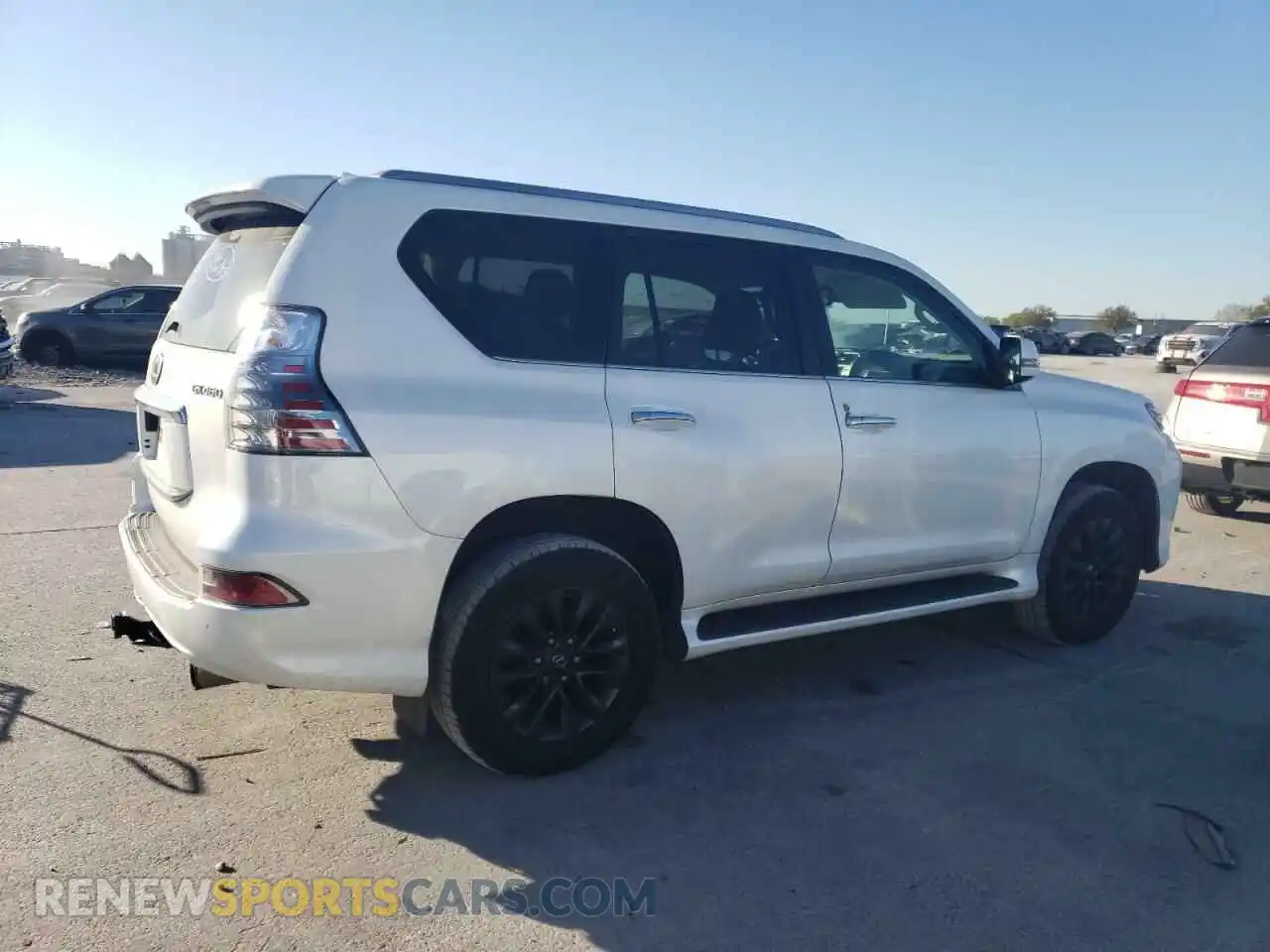 3 Photograph of a damaged car JTJAM7BX7L5256944 LEXUS GX 2020