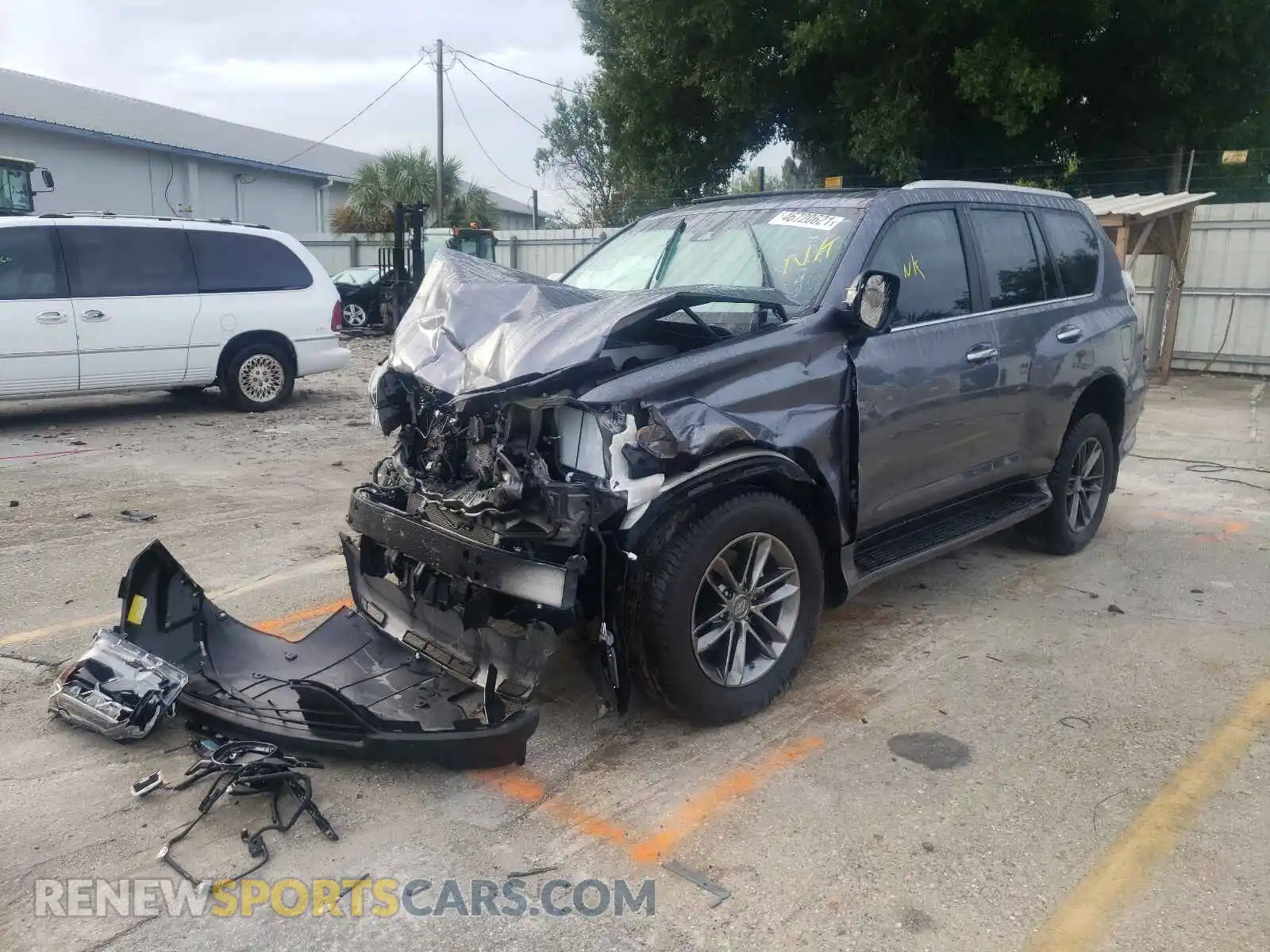 2 Photograph of a damaged car JTJAM7BXXL5267274 LEXUS GX 2020