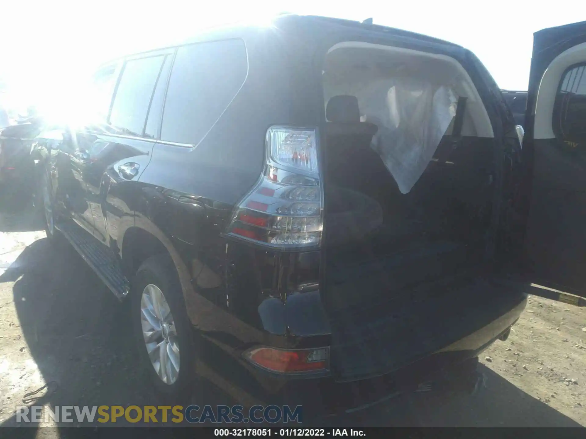 3 Photograph of a damaged car JTJAM7BX7M5276838 LEXUS GX 2021