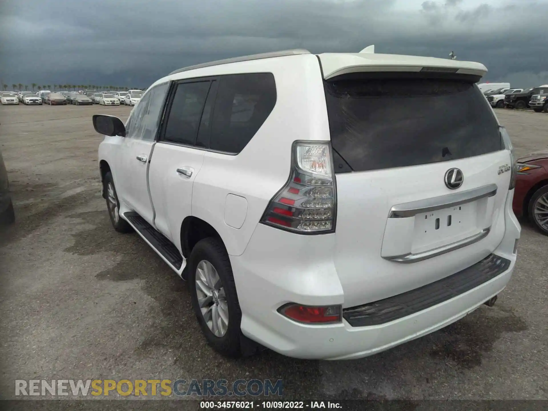 3 Photograph of a damaged car JTJAM7BX9M5271379 LEXUS GX 2021