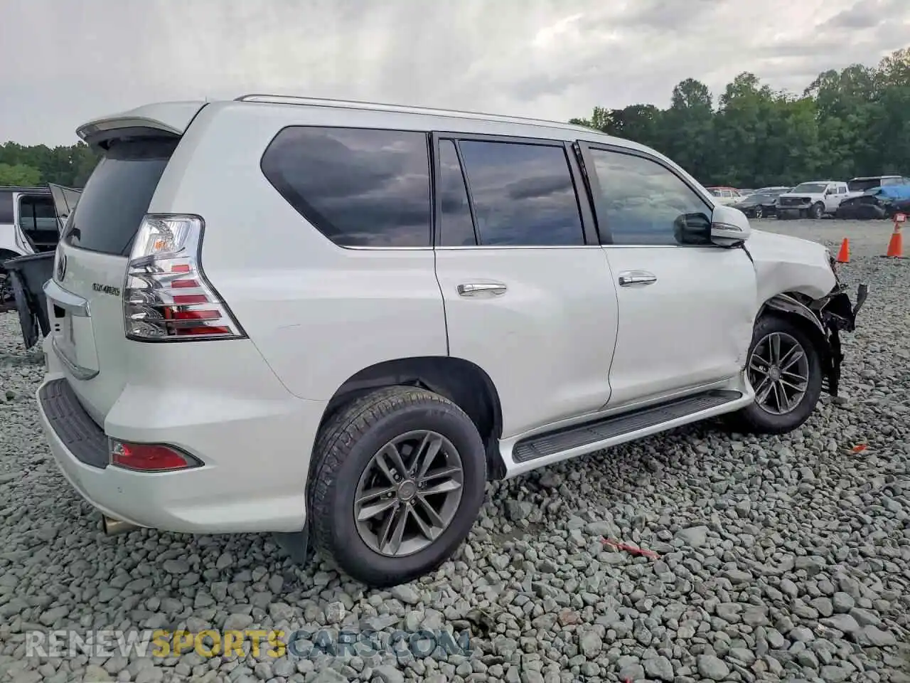 3 Photograph of a damaged car JTJAM7BX5N5317890 LEXUS GX 2022