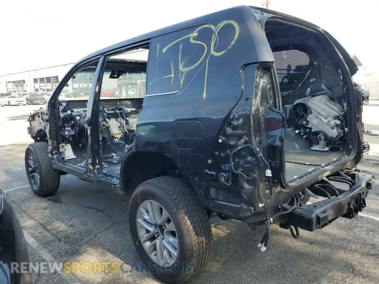 2 Фотография поврежденного автомобиля JTJAM7BX9P5379974 LEXUS GX 2023