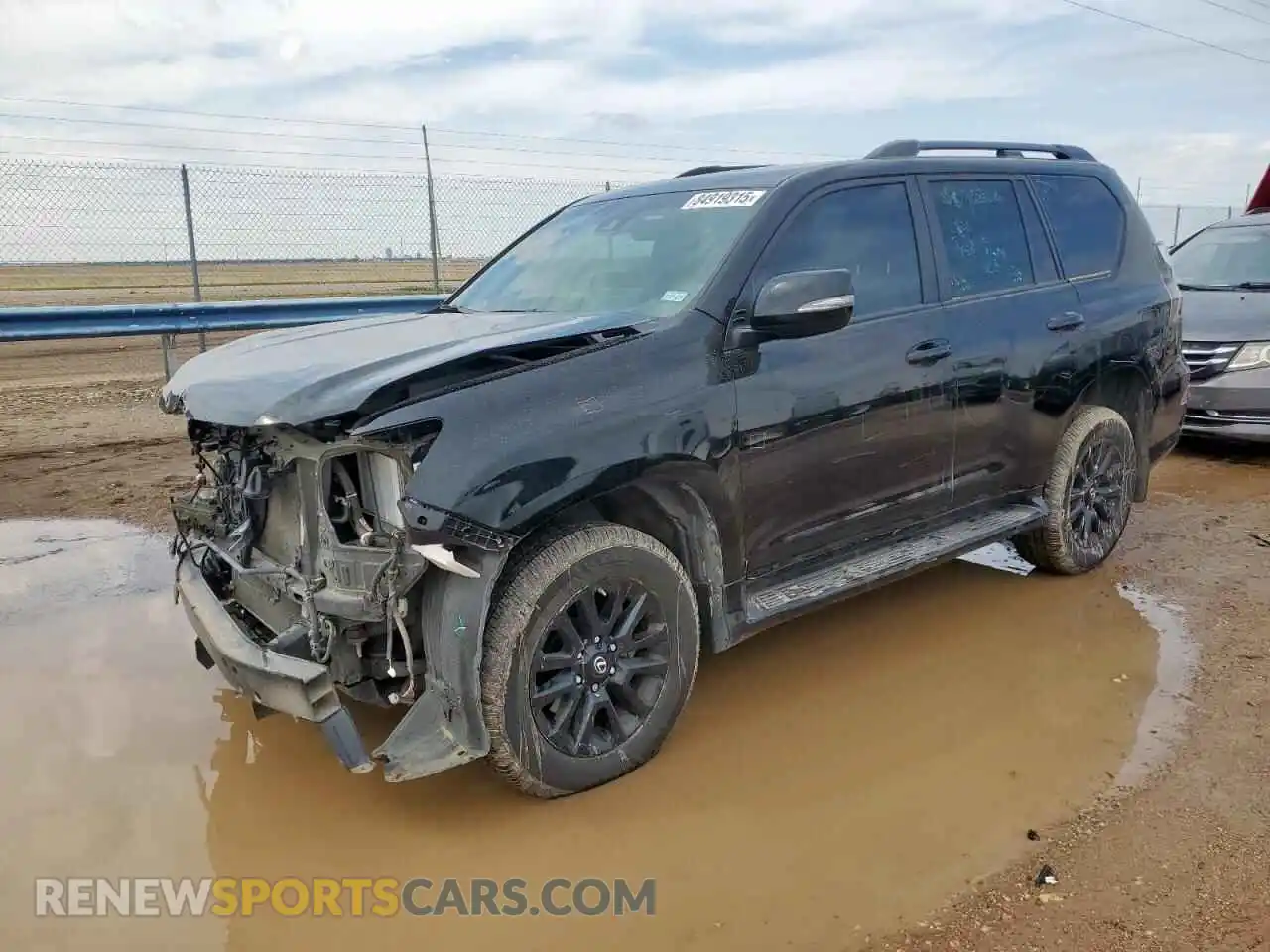 1 Photograph of a damaged car JTJSM7BX1P5339845 LEXUS GX 2023