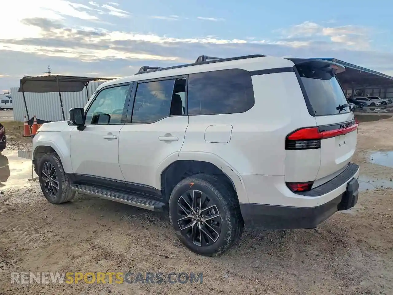2 fotografías del automóvil dañado JTJTBCDX7S5047755 LEXUS GX 2025