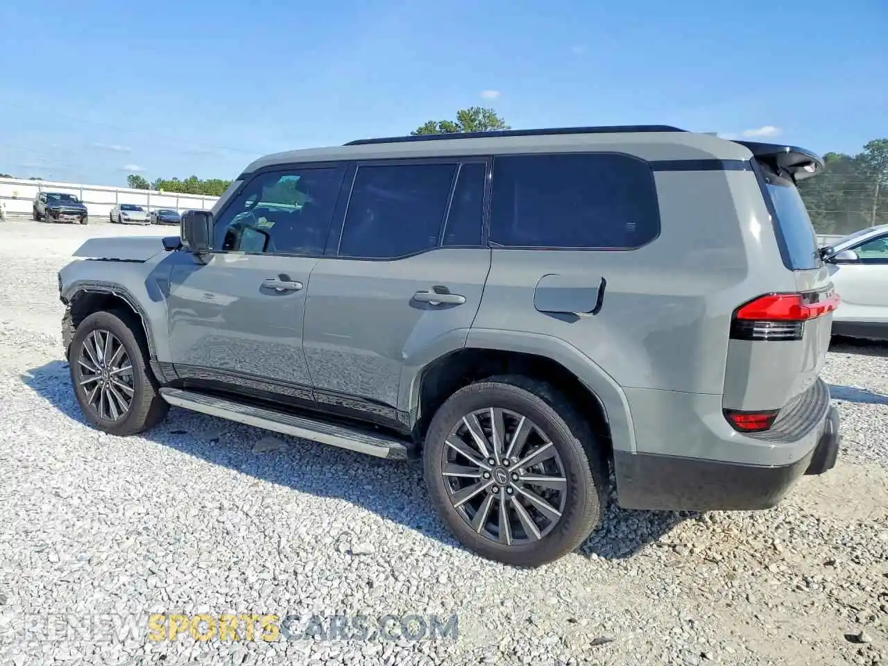 2 Фотография поврежденного автомобиля JTJVBCDX3S5042769 LEXUS GX 2025