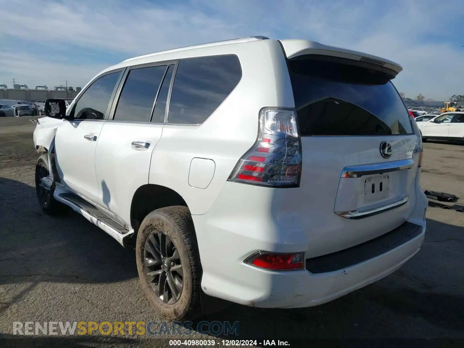 3 Photograph of a damaged car JTJAM7BX6M5286485 LEXUS GX 460 2021