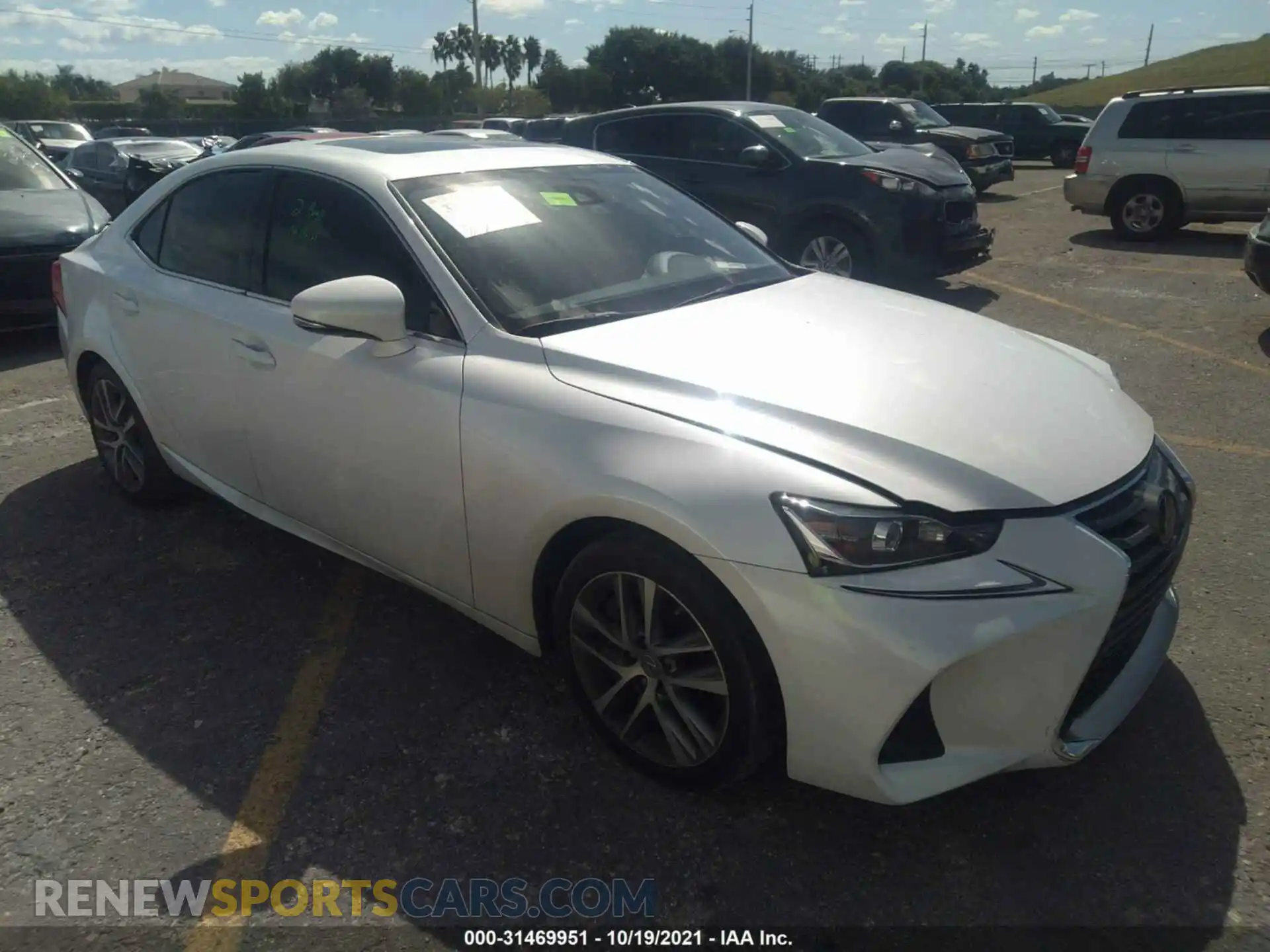 1 Photograph of a damaged car JTHBA1D26K5100566 LEXUS IS 2019
