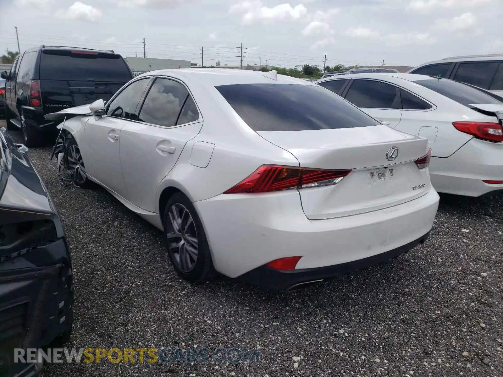 3 Photograph of a damaged car JTHBA1D29K5091930 LEXUS IS 2019