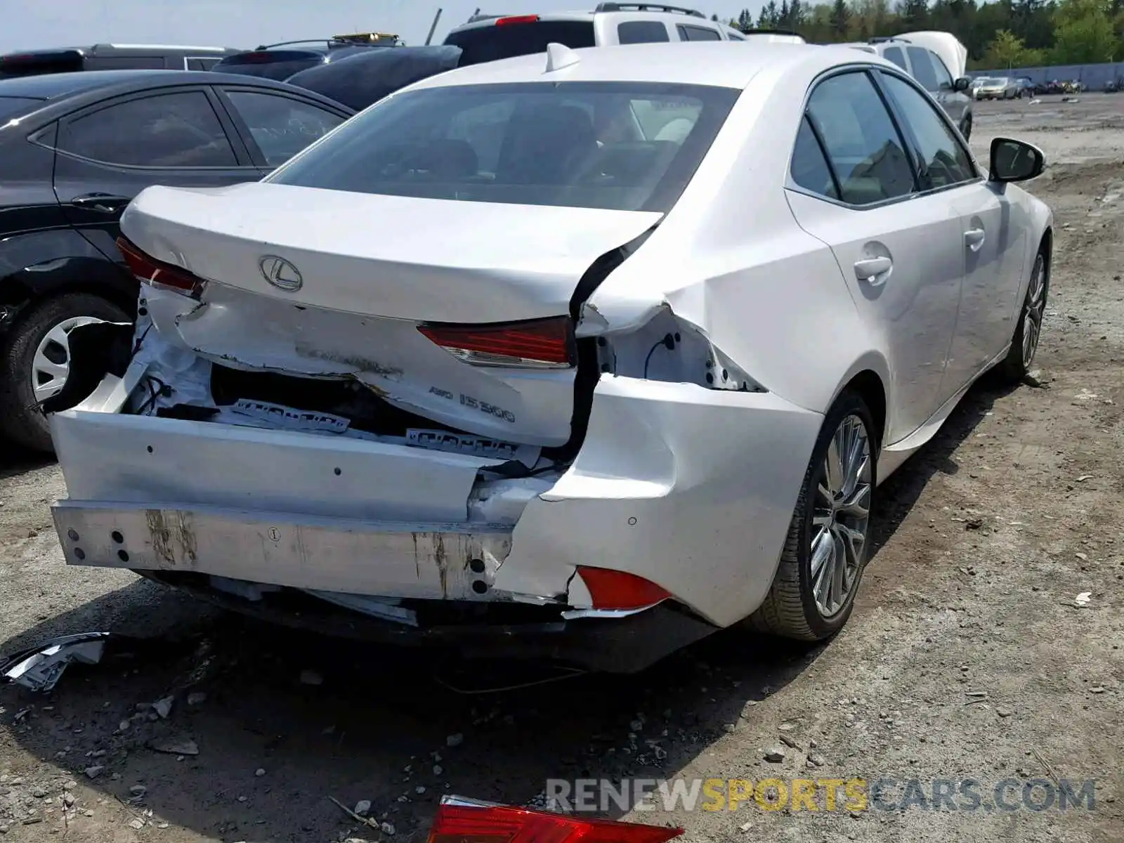 4 Photograph of a damaged car JTHC81D20K5033950 LEXUS IS 2019