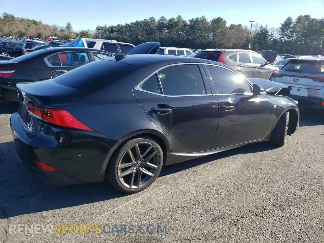 3 fotografías del automóvil dañado JTHC81D28K5037163 LEXUS IS 2019