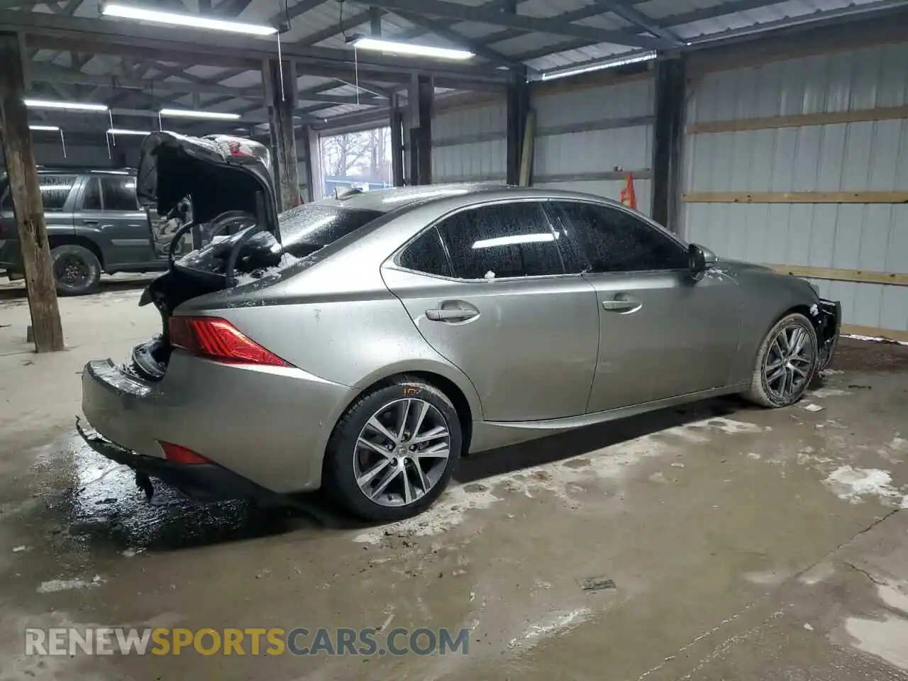 3 Фотография поврежденного автомобиля JTHAA1D25L5106842 LEXUS IS 2020