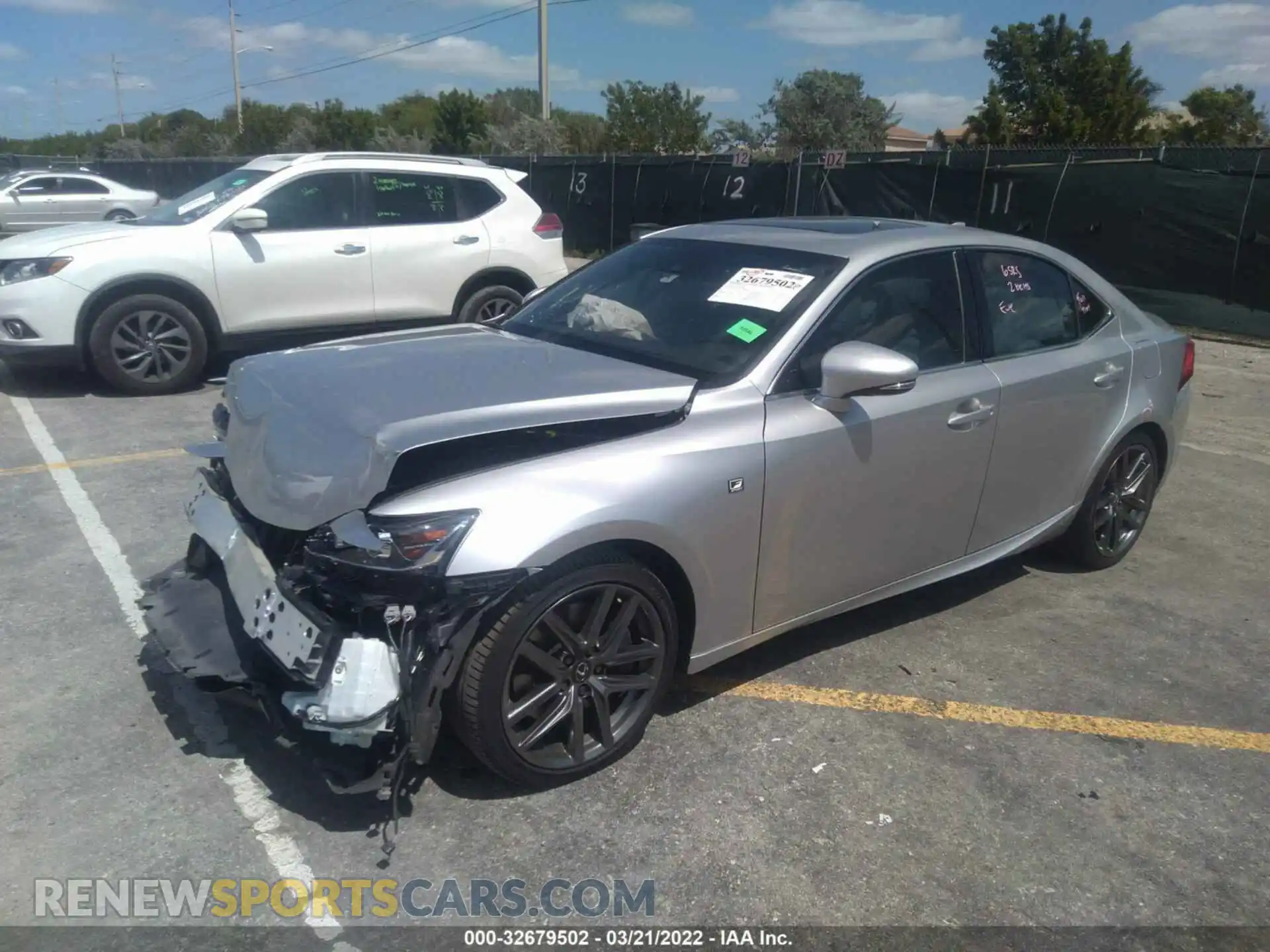 2 Фотография поврежденного автомобиля JTHGA1D23L5104968 LEXUS IS 2020