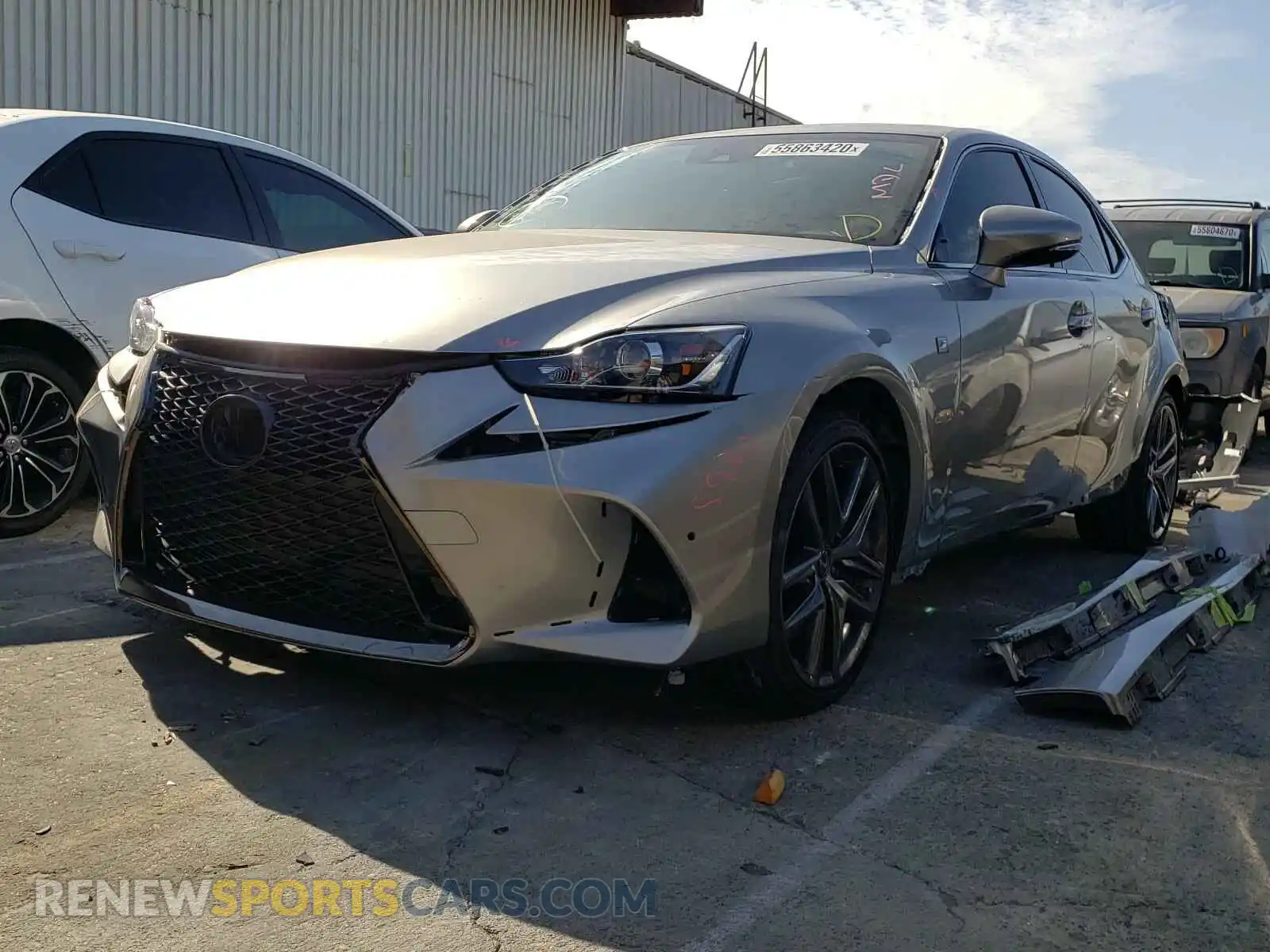 2 Фотография поврежденного автомобиля JTHGA1D2XL5101159 LEXUS IS 2020