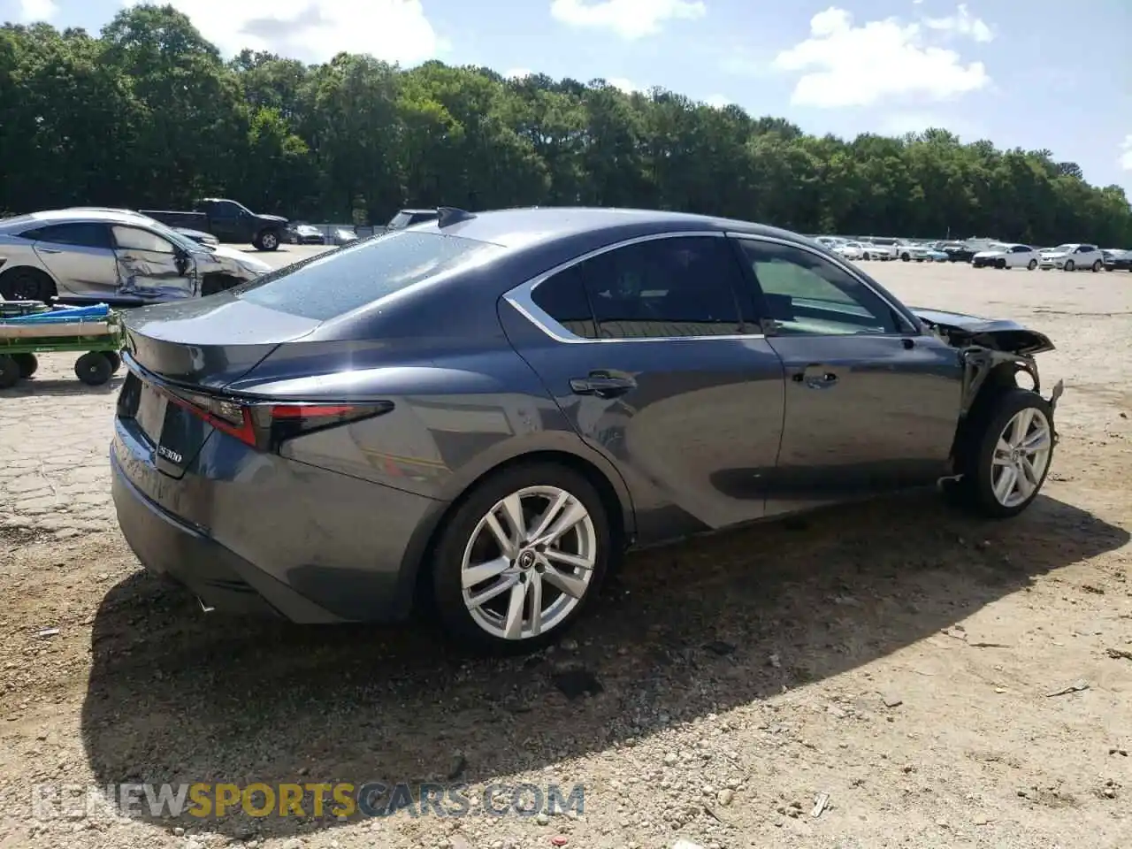 3 fotografías del automóvil dañado JTHAA1D26M5113445 LEXUS IS 2021