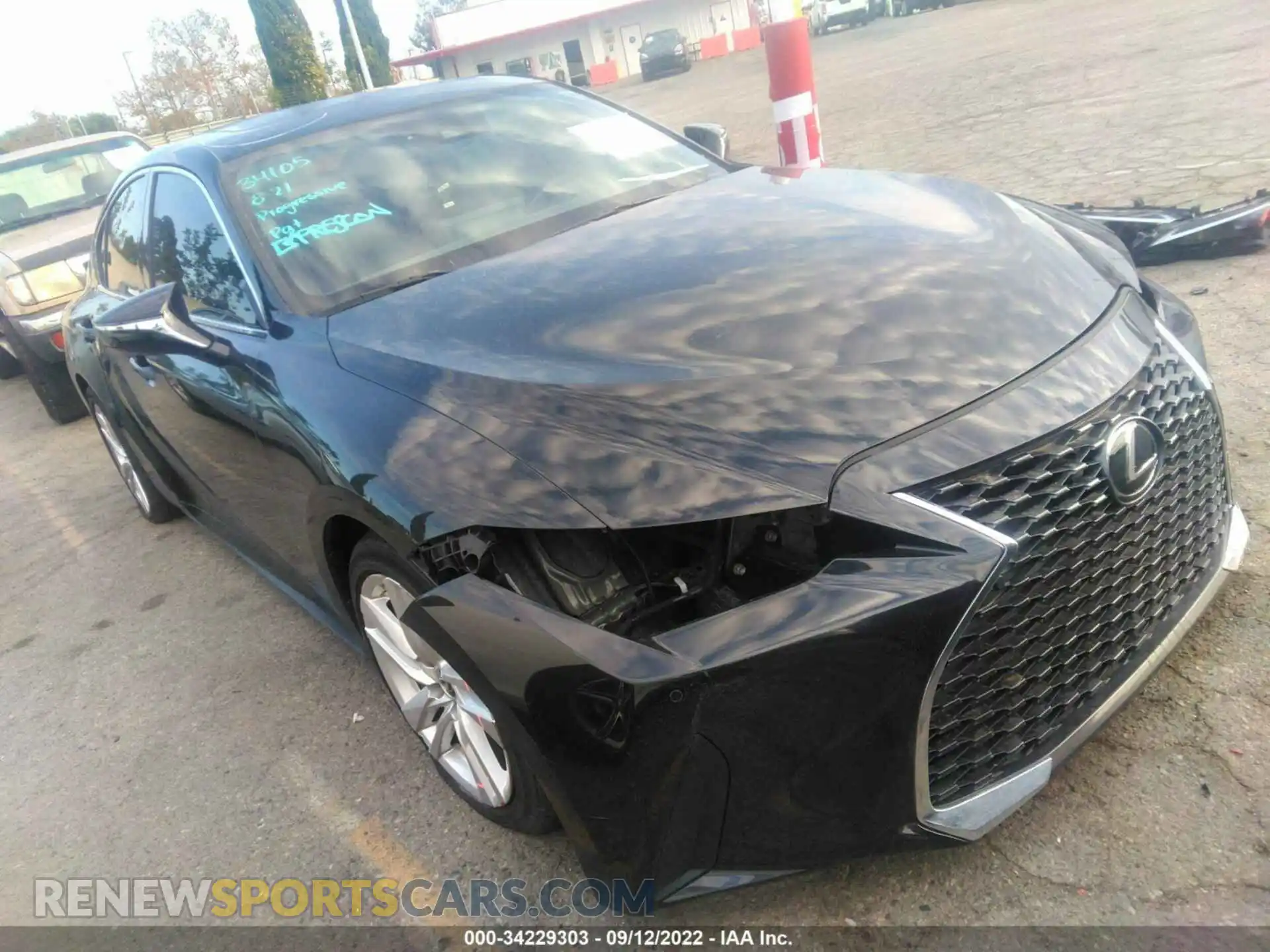 1 fotografías del automóvil dañado JTHCA1D2XM5110623 LEXUS IS 2021