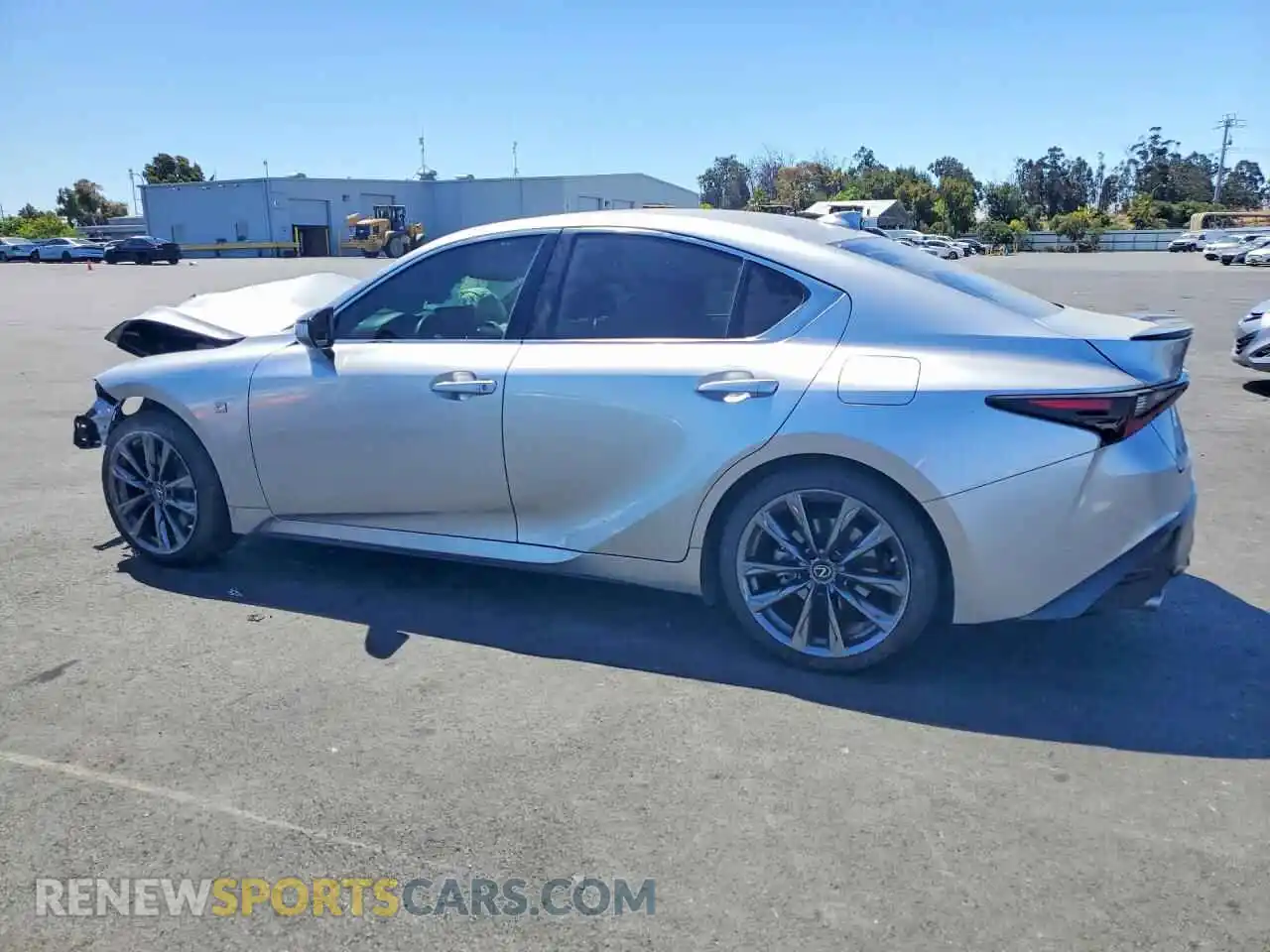 2 Фотография поврежденного автомобиля JTHGZ1B25M5040932 LEXUS IS 2021