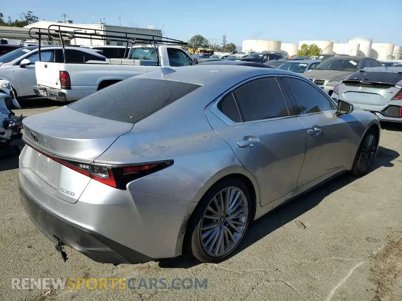 3 Фотография поврежденного автомобиля JTHDA1D21N5117949 LEXUS IS 2022
