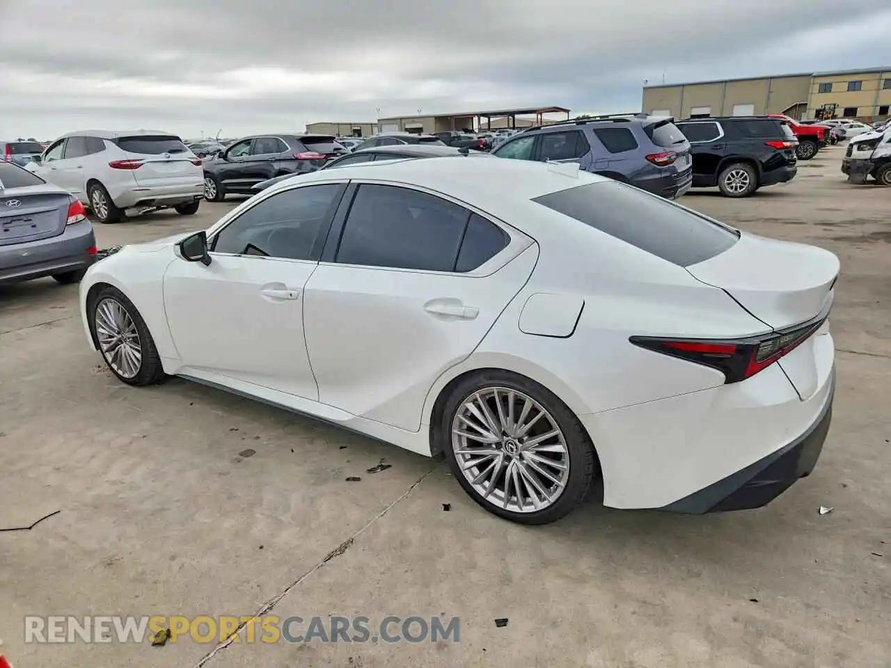 2 Фотография поврежденного автомобиля JTHDA1D2XN5119196 LEXUS IS 2022