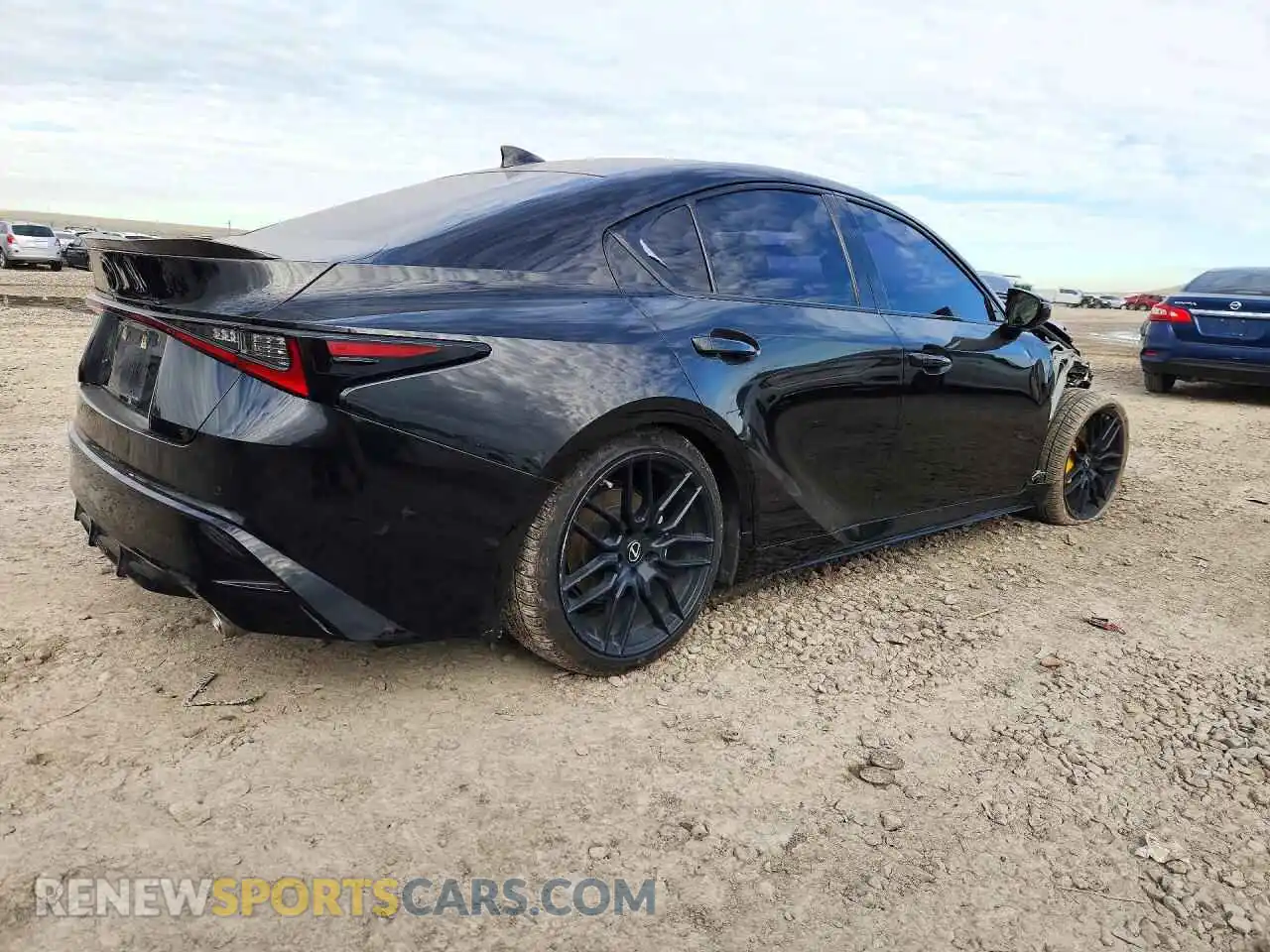 3 fotografías del automóvil dañado JTHSZ1B2XN5052800 LEXUS IS 2022