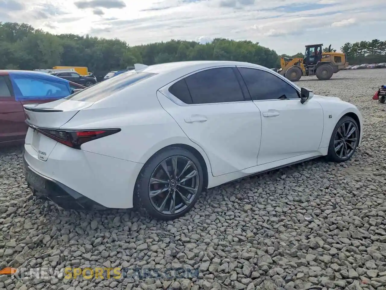3 Фотография поврежденного автомобиля JTHGZ1E27P5029673 LEXUS IS 2023