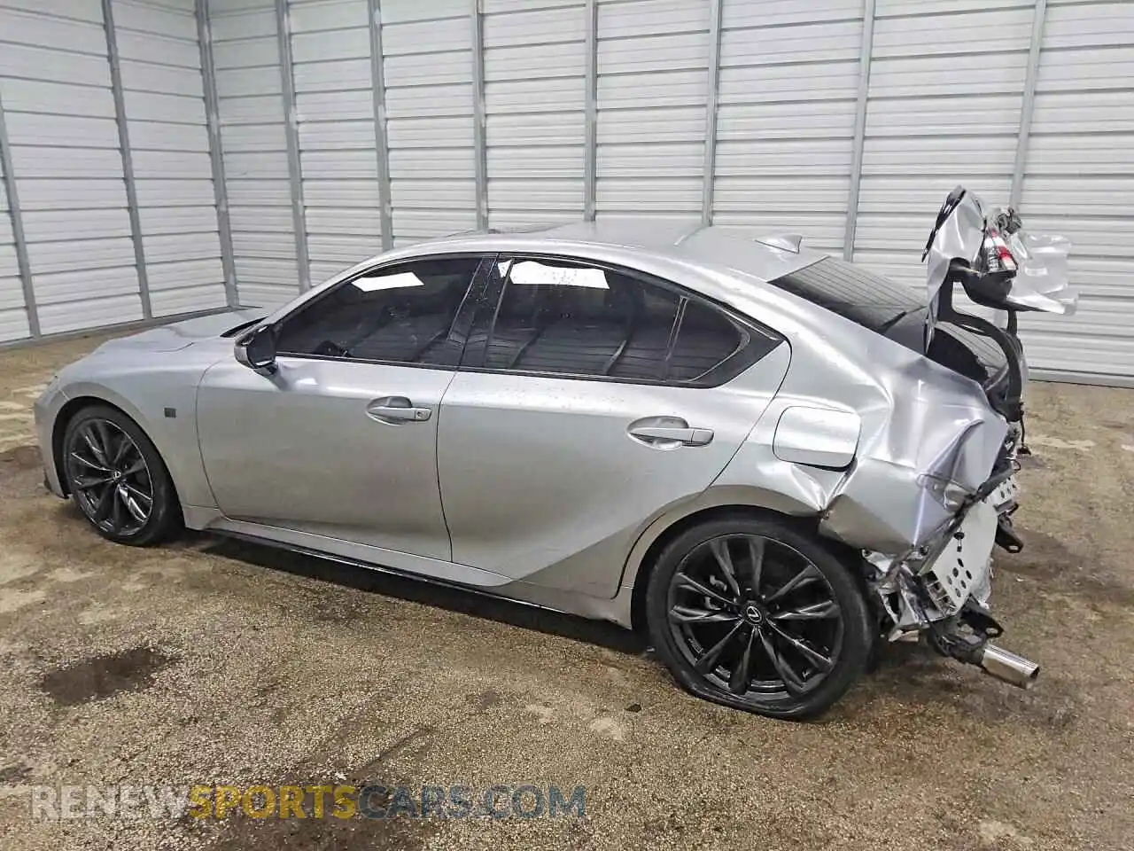 2 fotografías del automóvil dañado JTHBZ1B29R5079265 LEXUS IS 2024