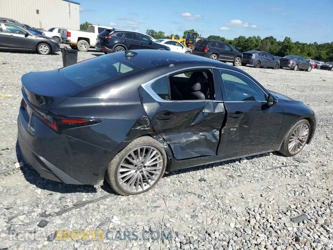 3 Фотография поврежденного автомобиля JTHDA1D27R5132784 LEXUS IS 2024