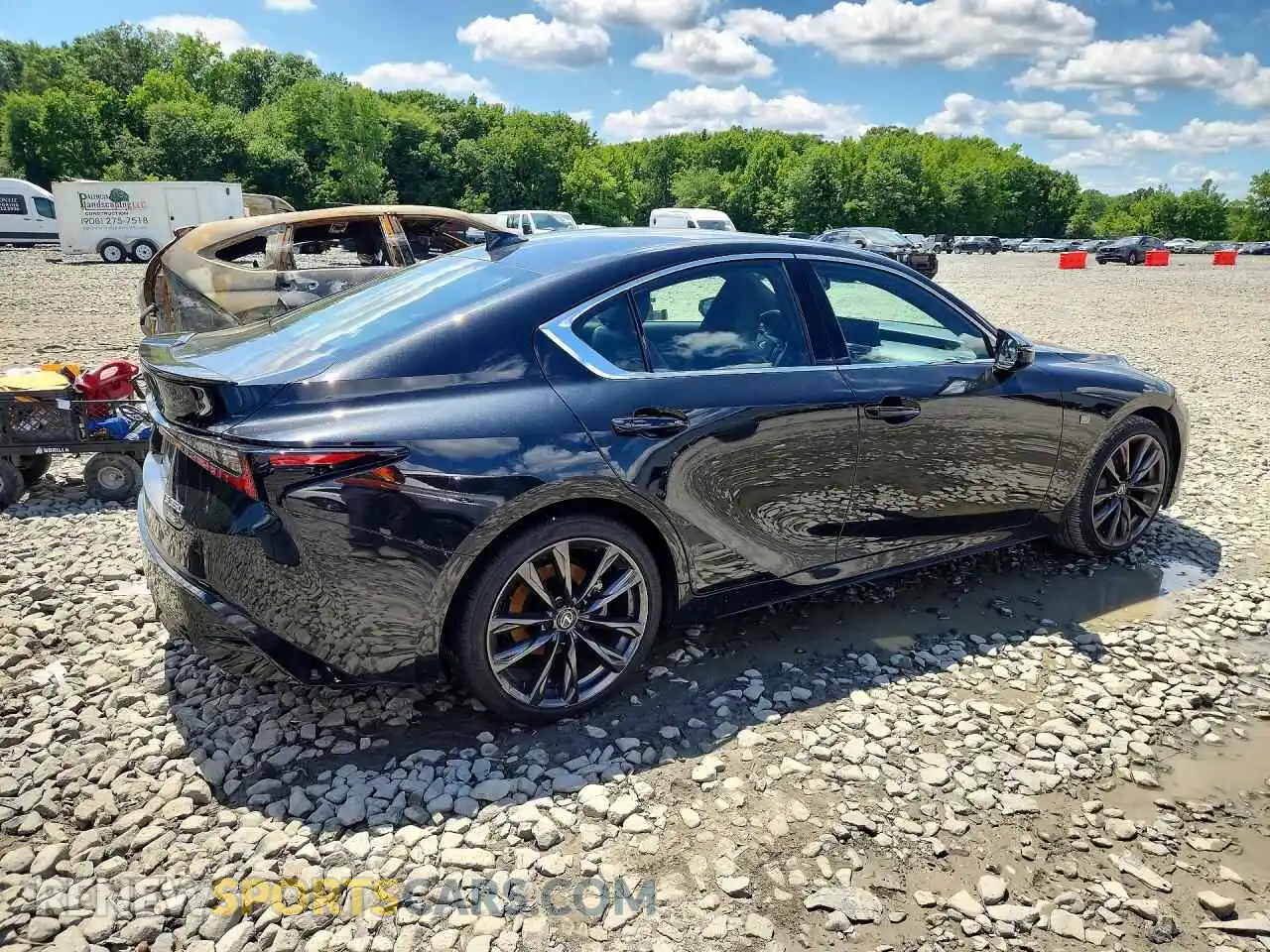 3 Фотография поврежденного автомобиля JTHBZ1E29S5041777 LEXUS IS 2025