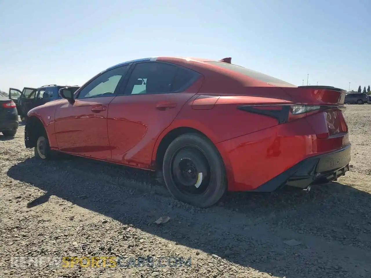 2 fotografías del automóvil dañado JTHGZ1B20S5085905 LEXUS IS 2025