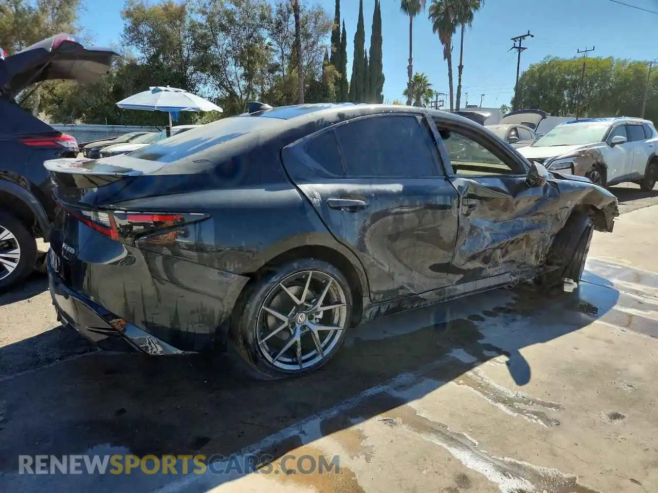 3 fotografías del automóvil dañado JTHBZ1B25T5097429 LEXUS IS 2026
