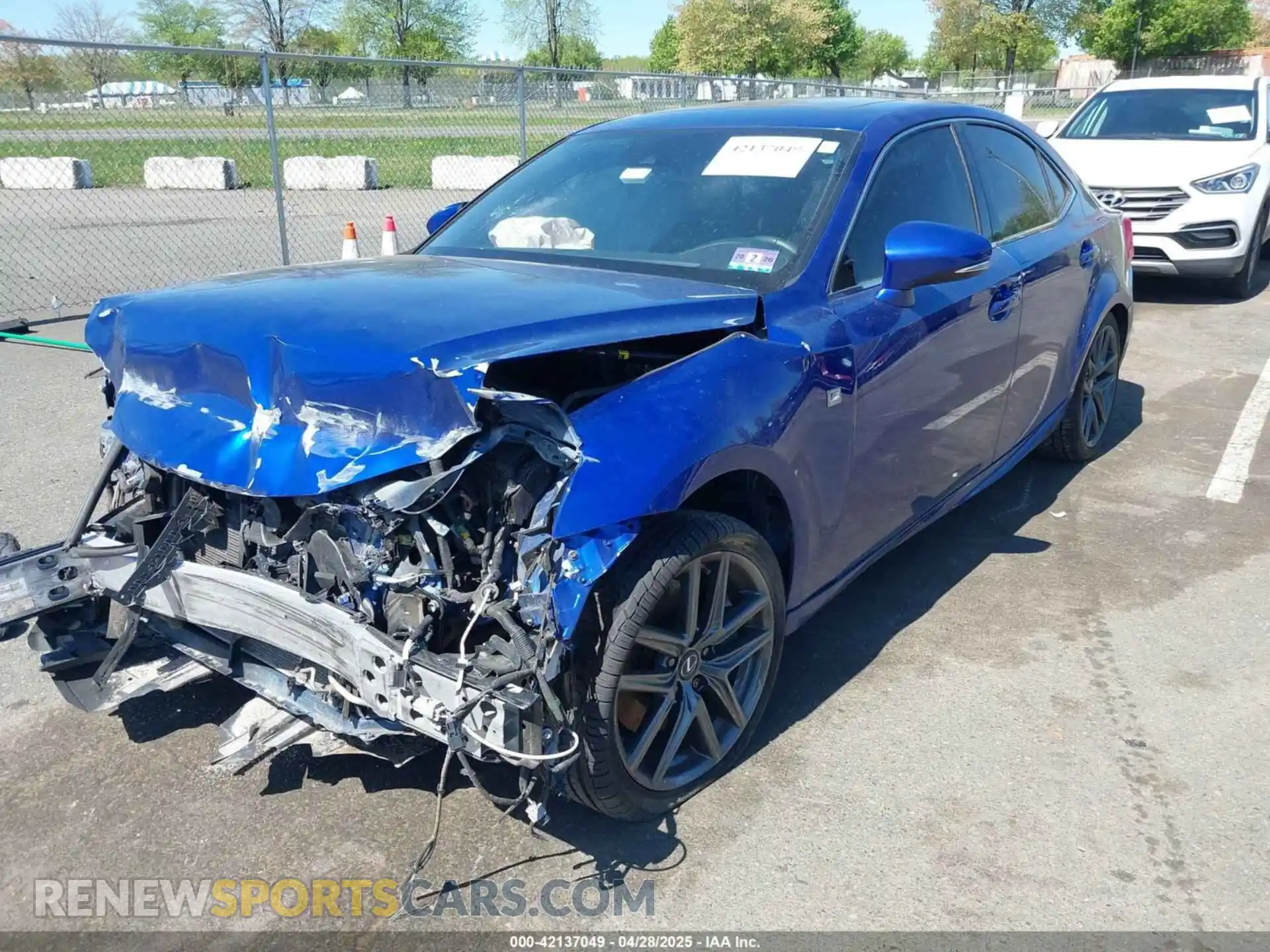 2 Фотография поврежденного автомобиля JTHBA1D20K5092111 LEXUS IS 300 2019