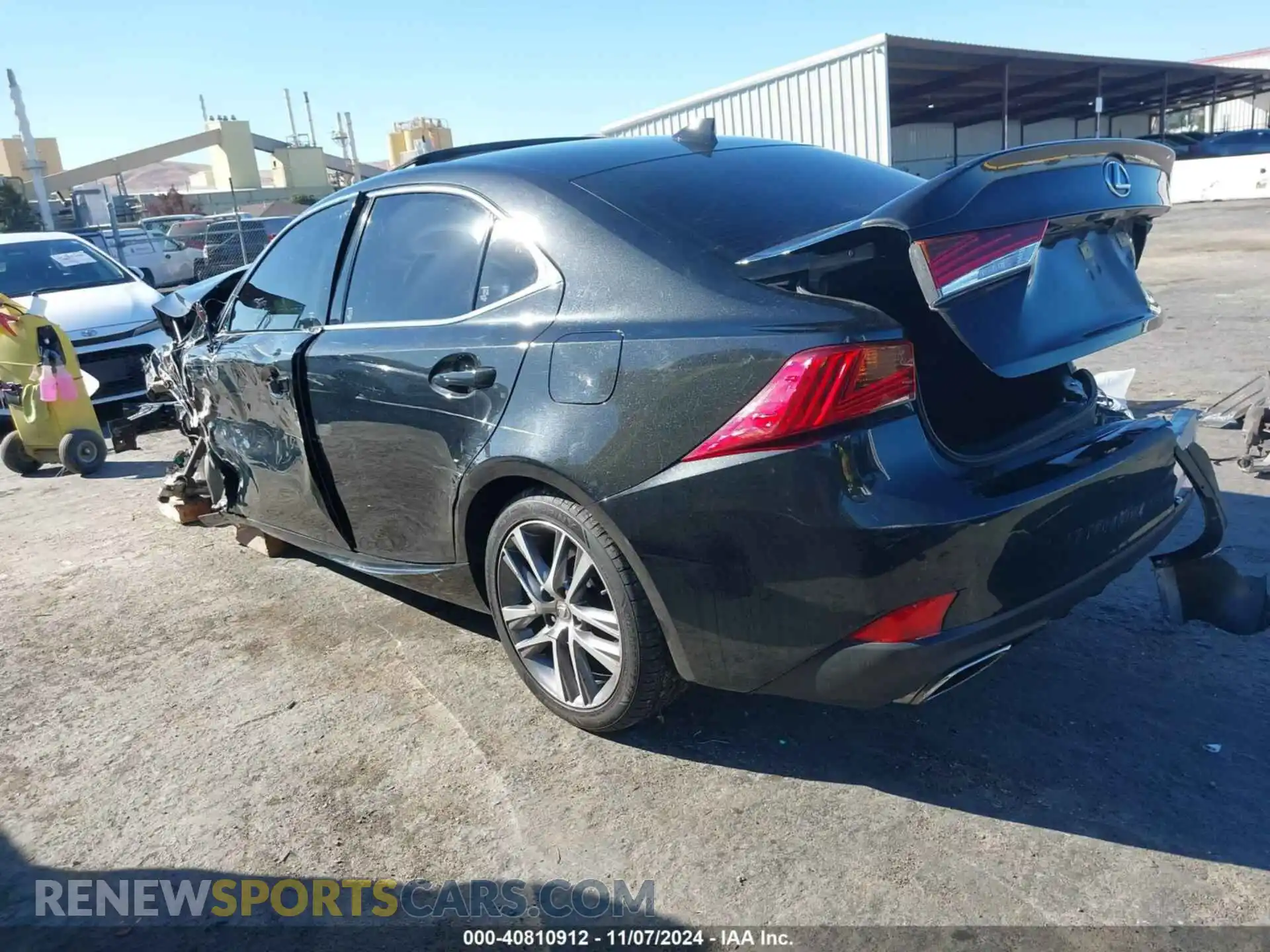 3 fotografías del automóvil dañado JTHBA1D23K5099666 LEXUS IS 300 2019