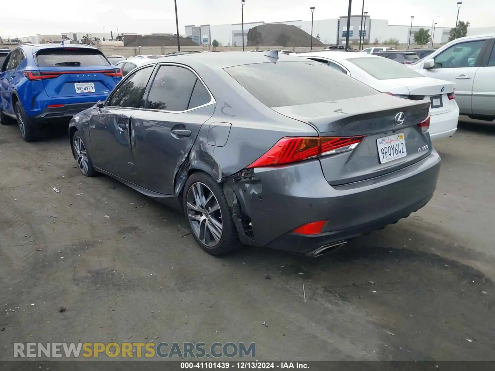 3 Photograph of a damaged car JTHDA1D24L5107168 LEXUS IS 300 2020