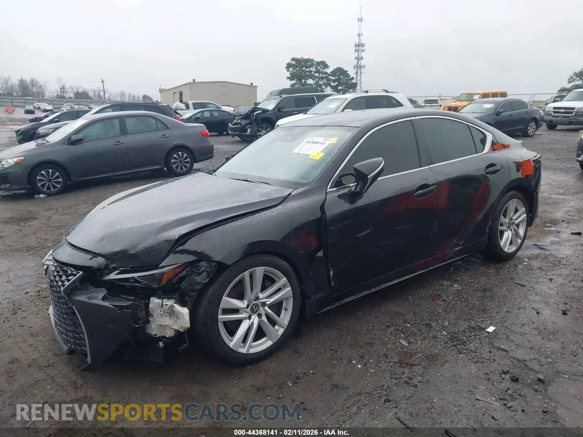 2 Фотография поврежденного автомобиля JTHAA1D24M5112178 LEXUS IS 300 2021