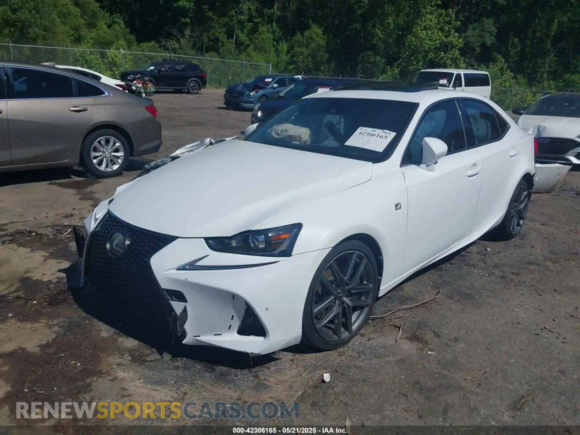 2 fotografías del automóvil dañado JTHBZ1D21K5034050 LEXUS IS 350 2019