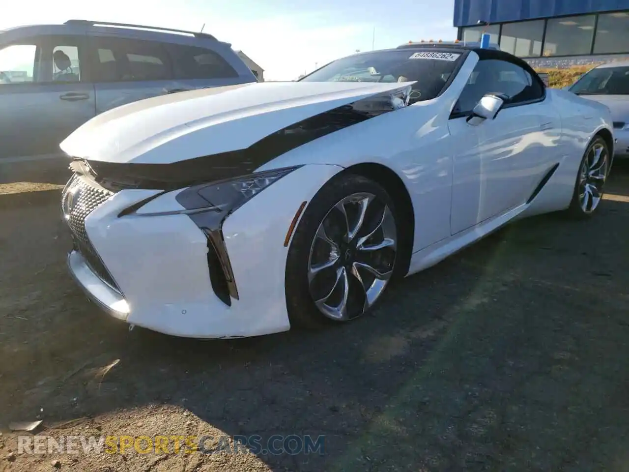 2 Фотография поврежденного автомобиля JTHKPAAY6MA103341 LEXUS LC500 2021