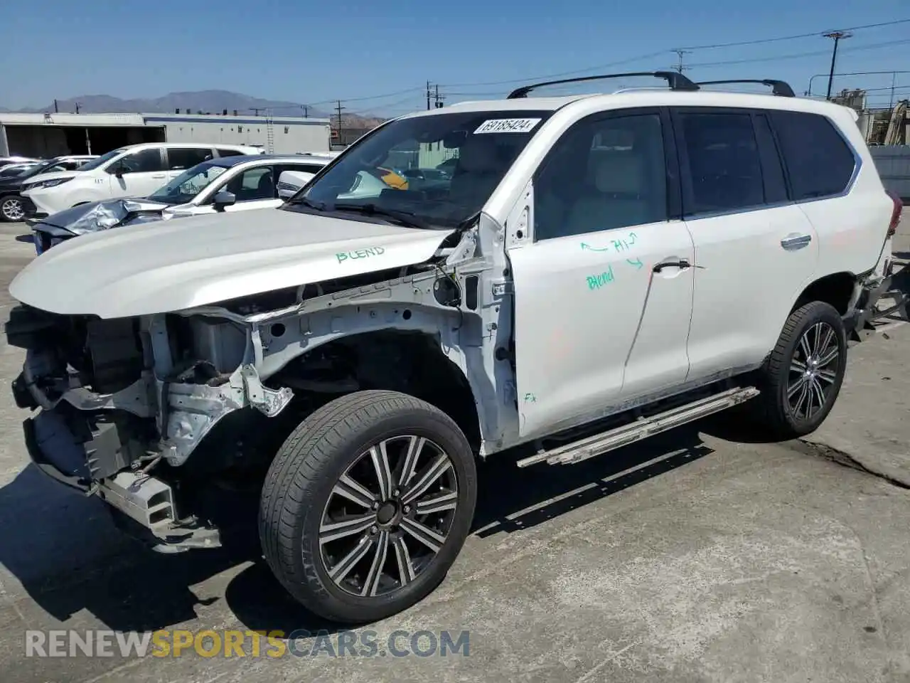 1 Photograph of a damaged car JTJDY7AX5L4319404 LEXUS LX570 2020