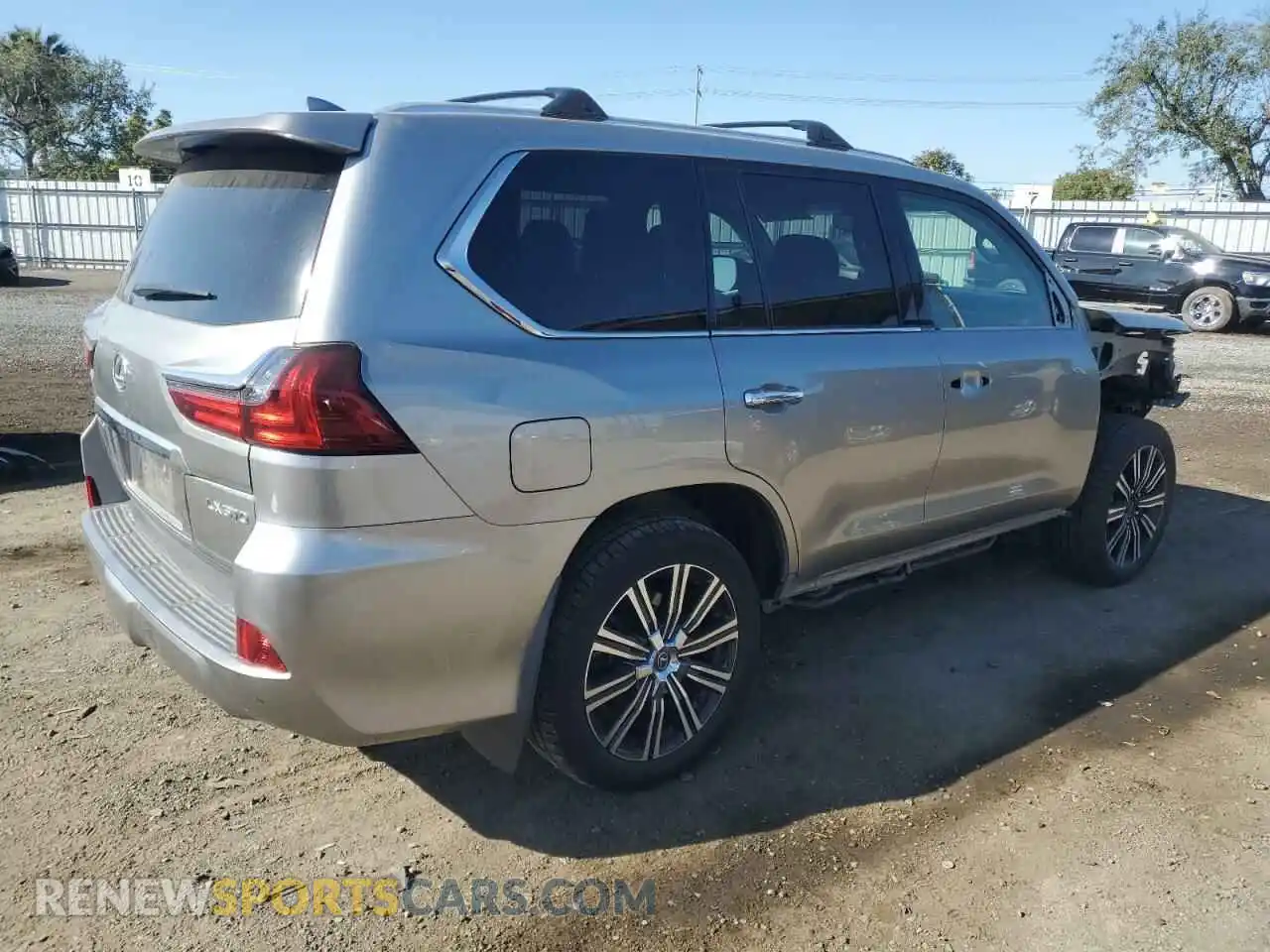 3 Фотография поврежденного автомобиля JTJDY7AX9L4318630 LEXUS LX570 2020