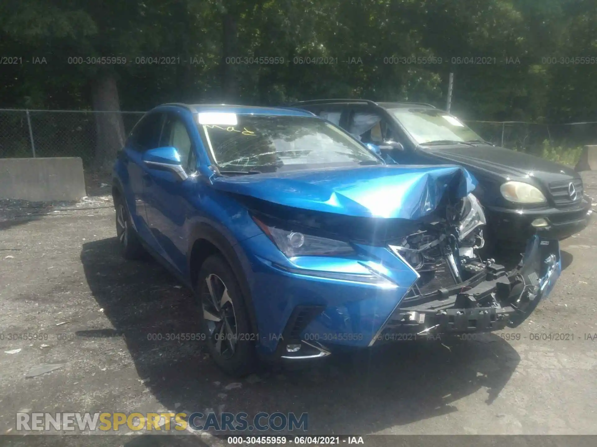 1 Photograph of a damaged car JTJBJRBZ4K2100466 LEXUS NX 2019
