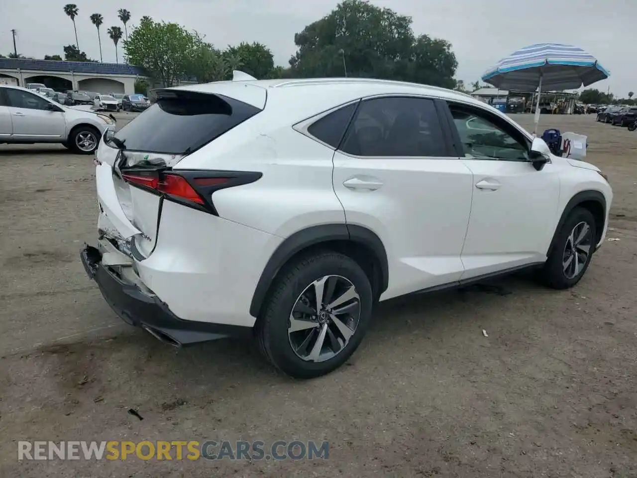 3 Фотография поврежденного автомобиля JTJYARBZ5K2138167 LEXUS NX 2019