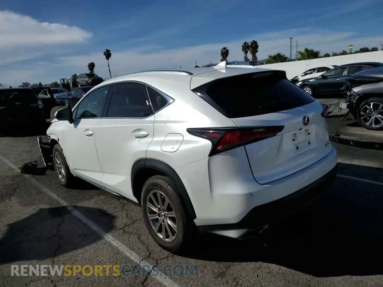 3 fotografías del automóvil dañado JTJAARBZ8L5009146 LEXUS NX 2020