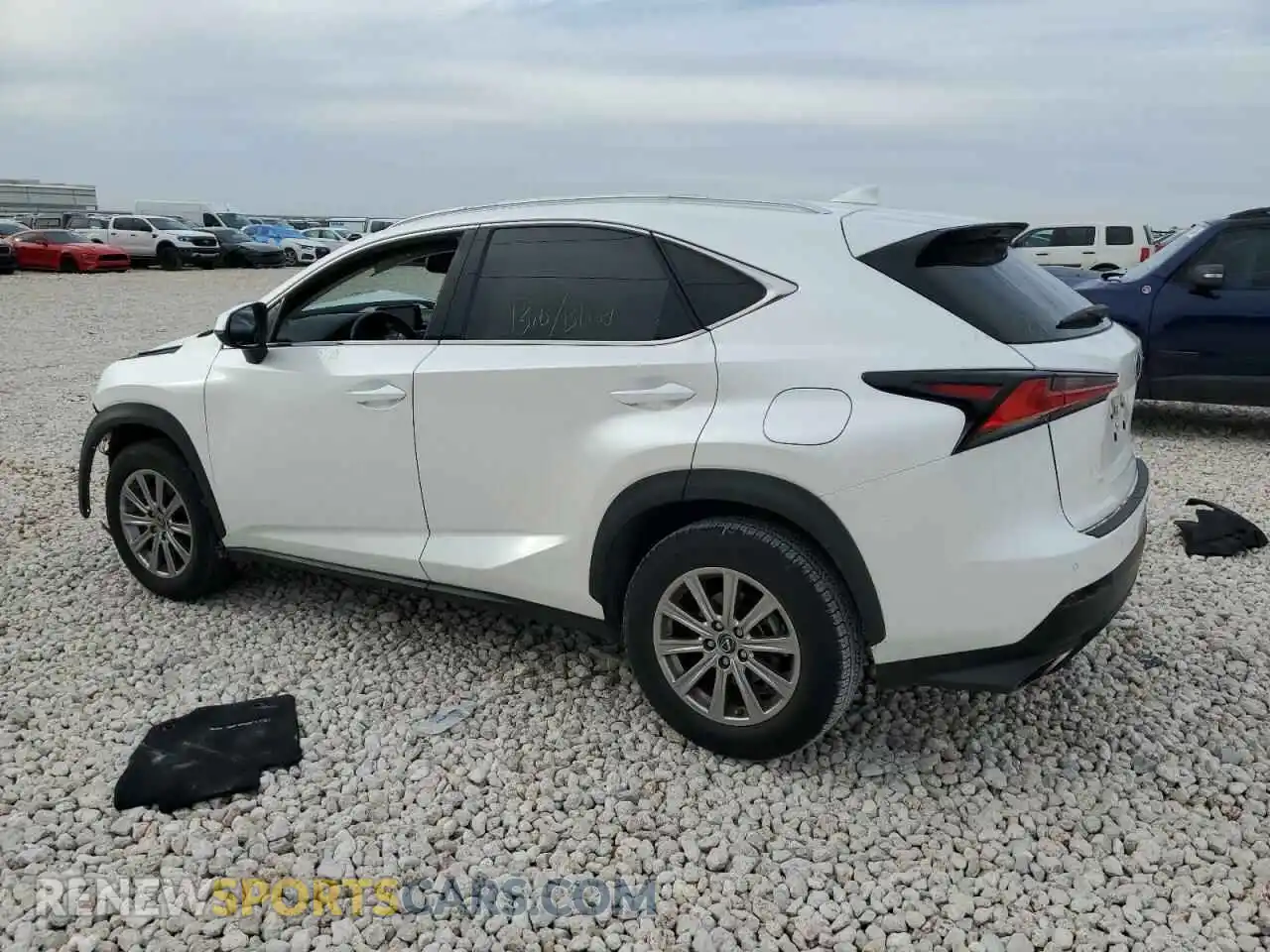 2 fotografías del automóvil dañado JTJDARBZ0L2173960 LEXUS NX 2020