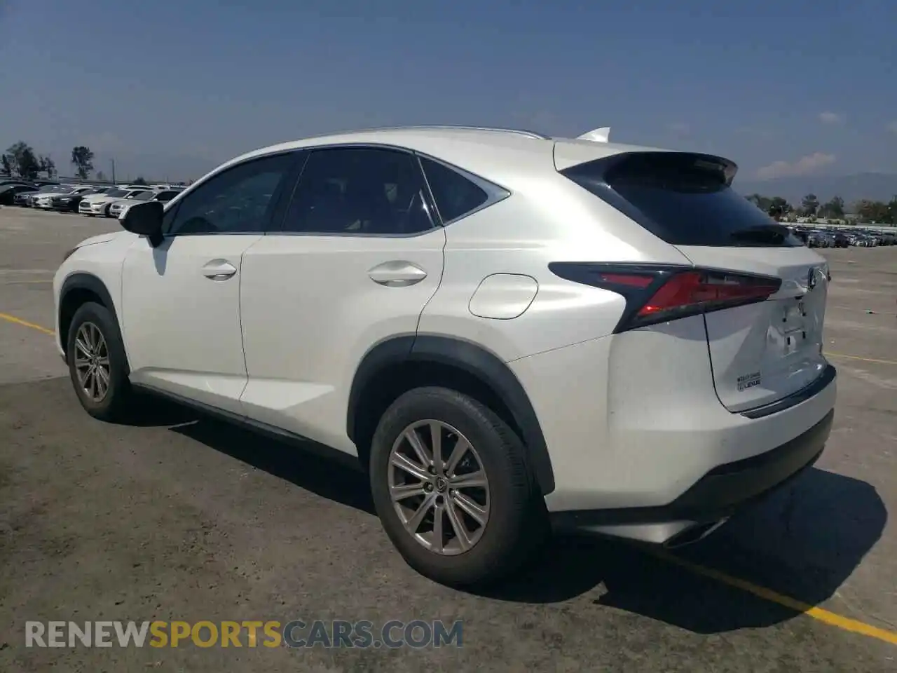 2 fotografías del automóvil dañado JTJDARBZ0L5018825 LEXUS NX 2020